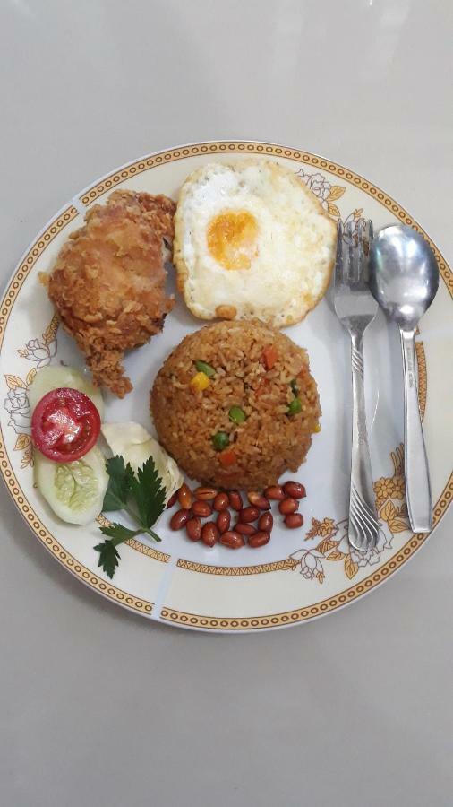 Losmen Kinasih Puncak & Gazebo Pandang Bantul Buitenkant foto